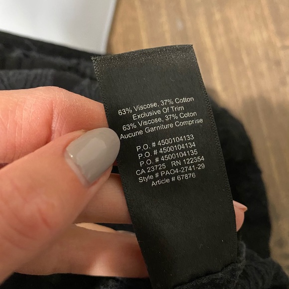 Gorgeous black blouse by Wilfred - Picture 5 of 5